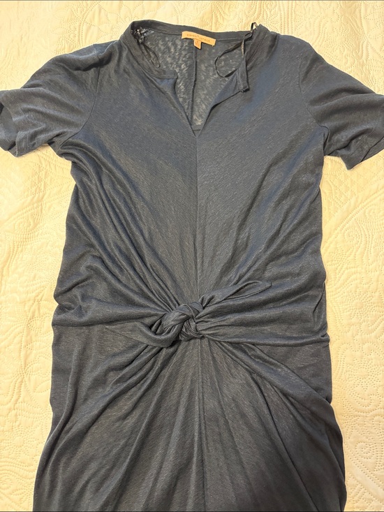 Gibson Latimer Dresses & Skirts - Women’s Gibson and Latimer size small Knot-Front Short Sleeve Shirt Dress - Blue